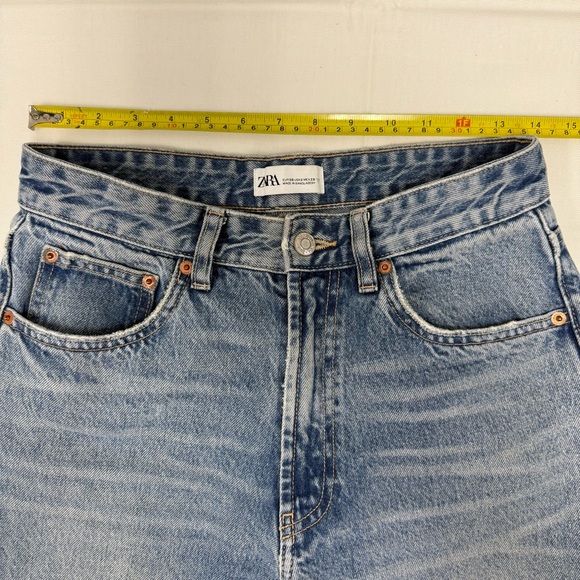Zara Light Blue Women’s Straight Leg Jeans - Picture 13 of 15